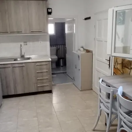 Apalonia Appartamento Lisso